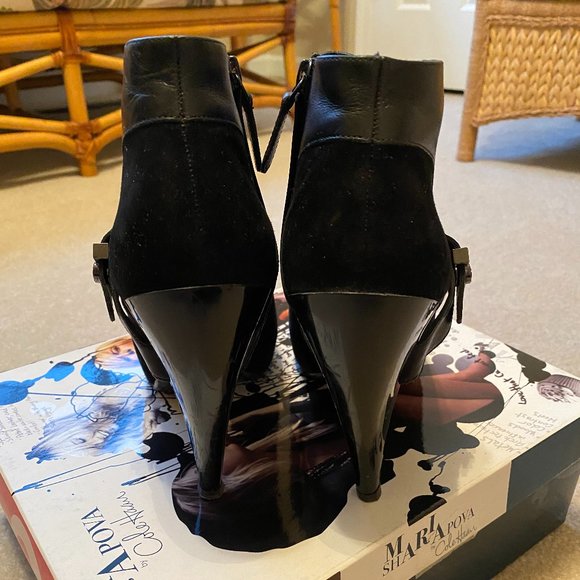 Cole Haan Maria Sharapova Short Suede Boot - Picture 3 of 4